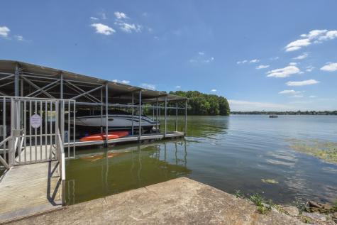 131 Lake Harbor Drive Hendersonville TN 37075