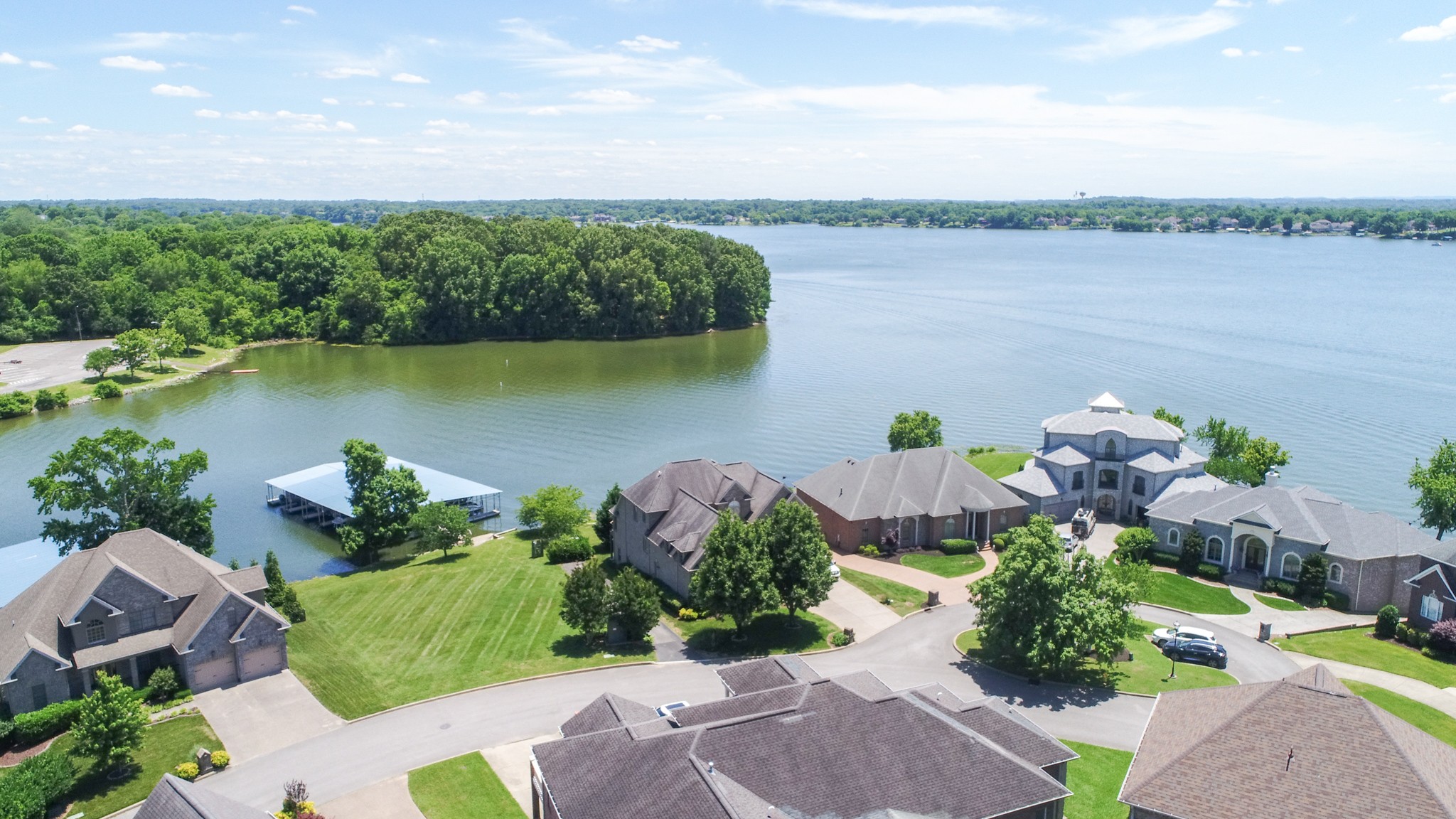 131 Lake Harbor Drive Hendersonville TN 37075