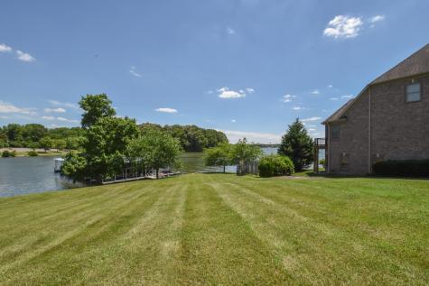 131 Lake Harbor Drive Hendersonville TN 37075