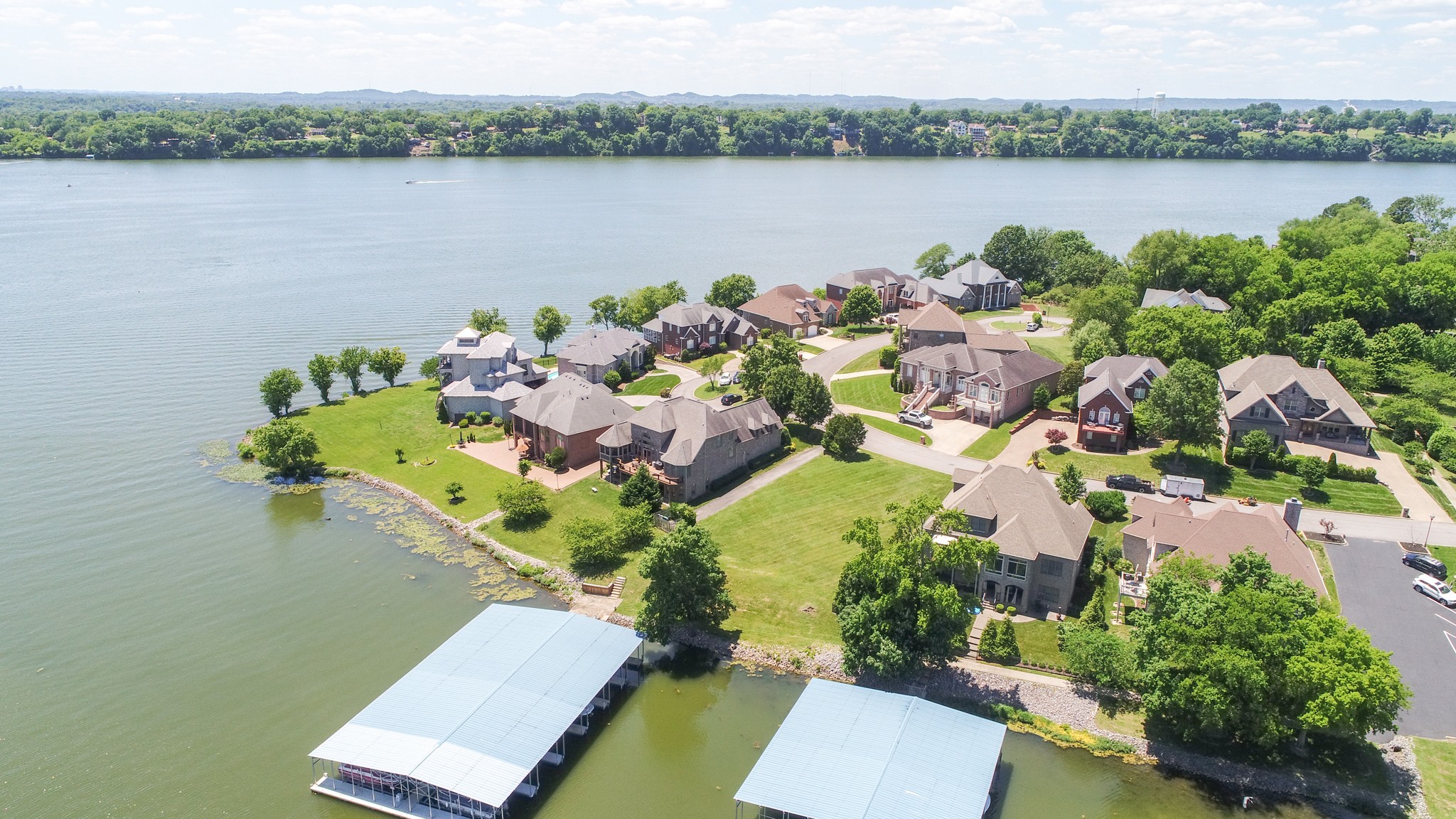 131 Lake Harbor Drive Hendersonville TN 37075