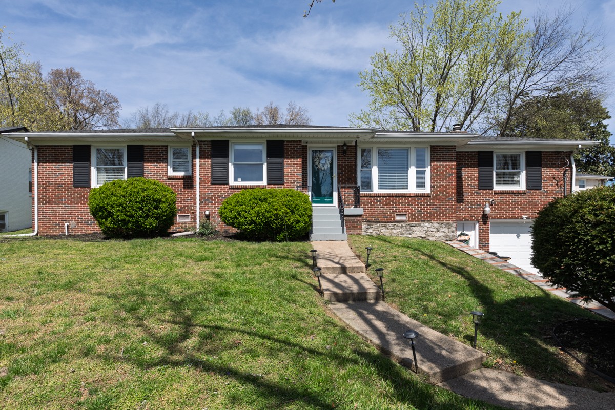 150 Lake Park Drive Nashville TN 37211