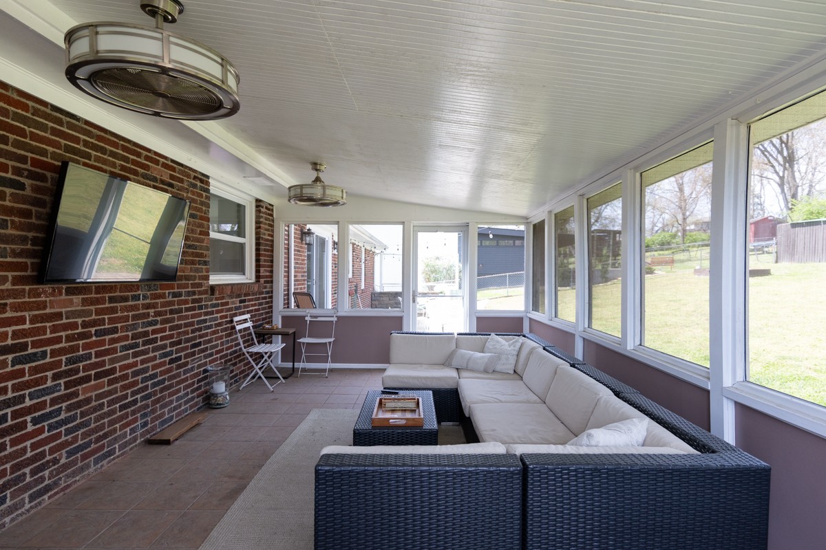 150 Lake Park Drive Nashville TN 37211