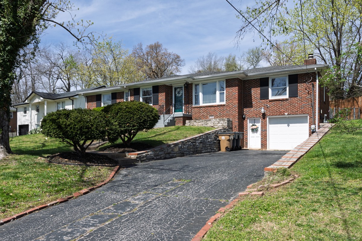 150 Lake Park Drive Nashville TN 37211