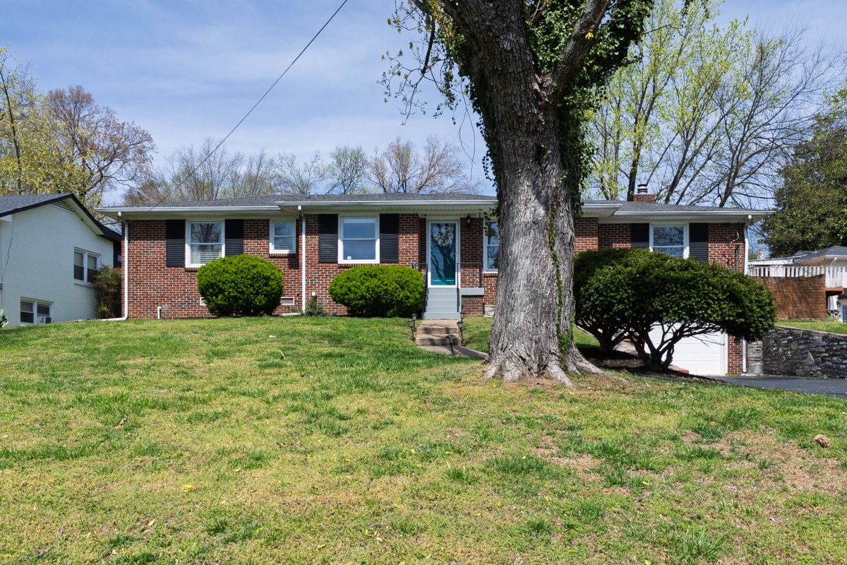 150 Lake Park Drive Nashville TN 37211
