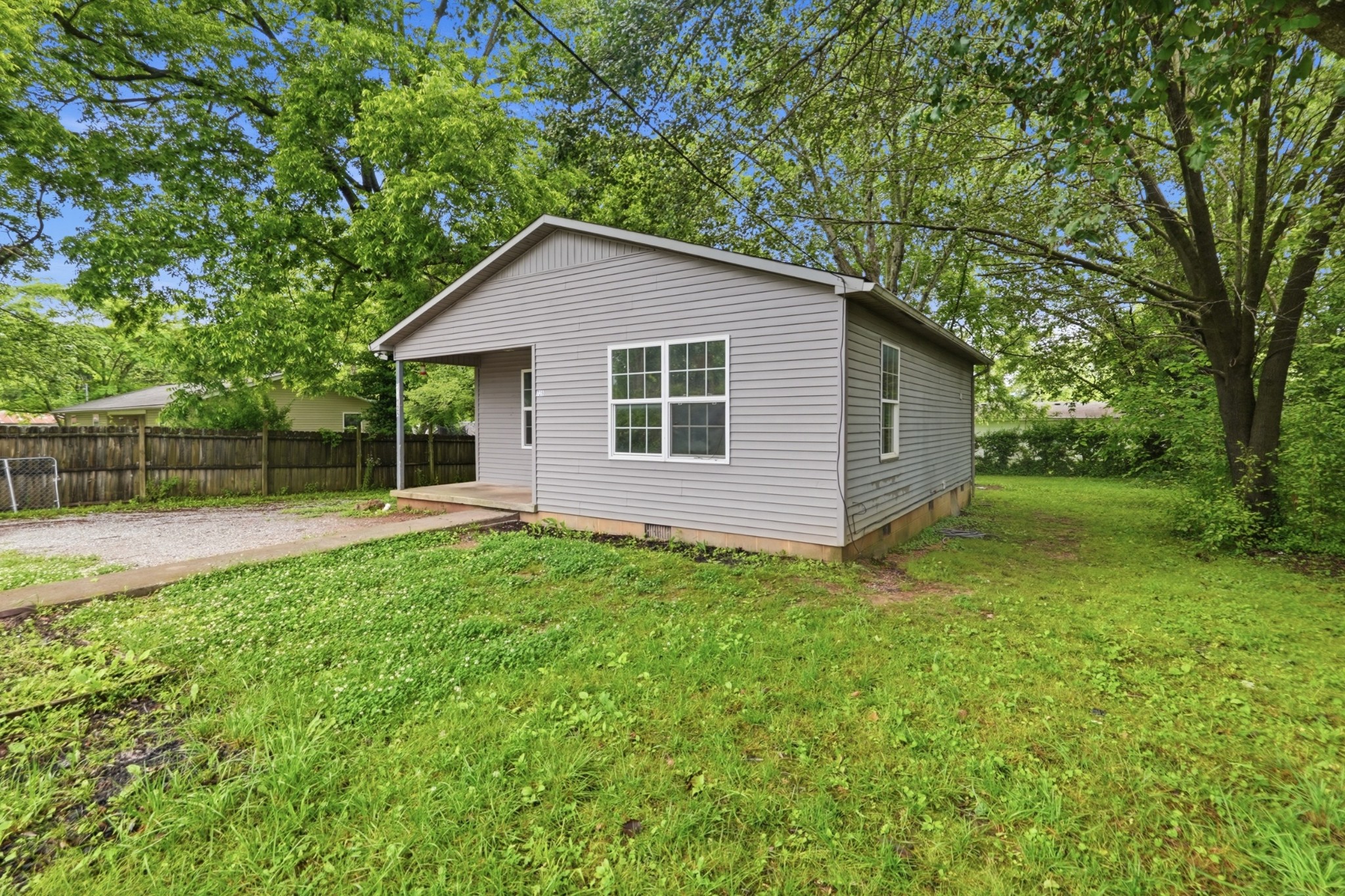 725 Mill Street Manchester TN 37355