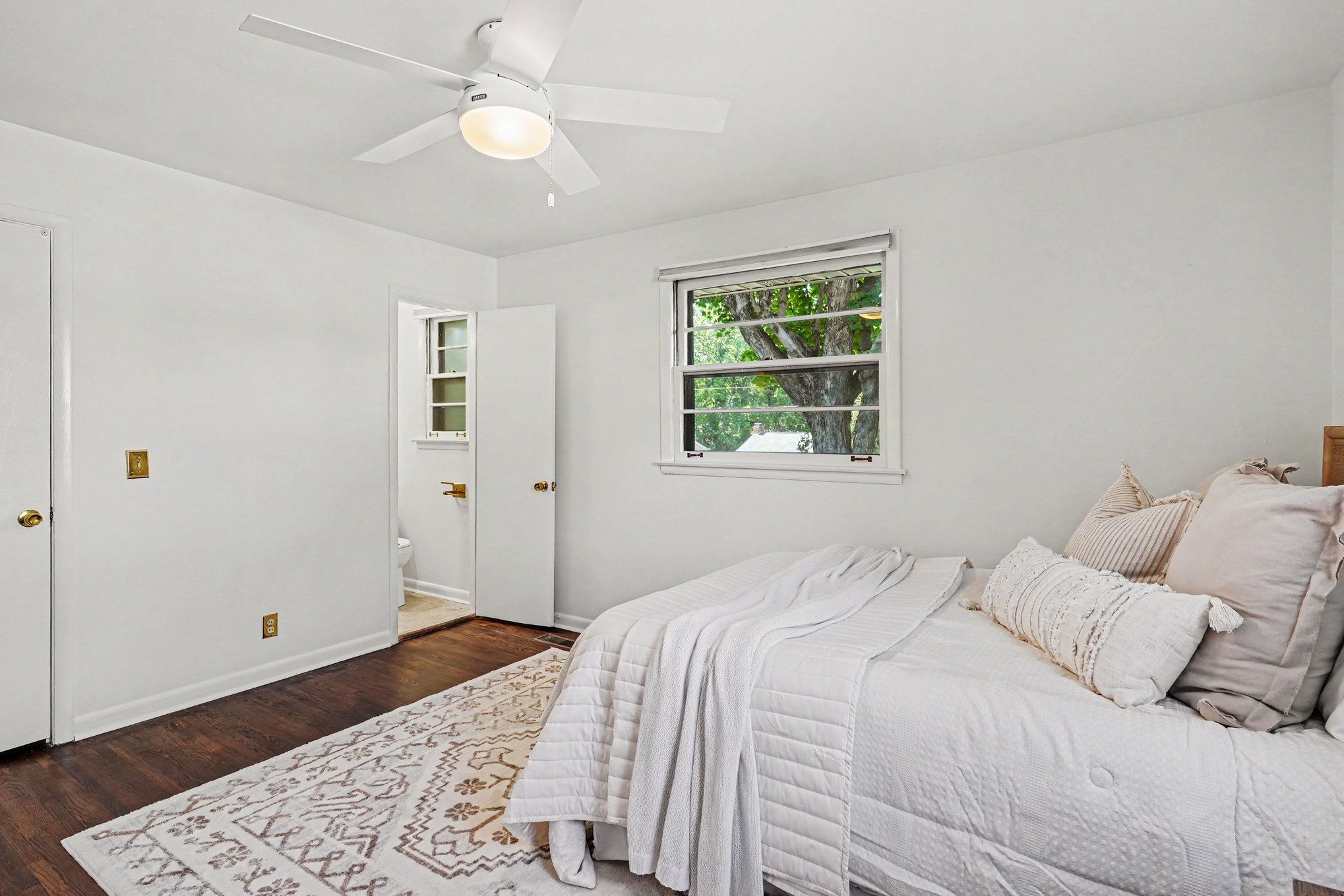 1908 Pinehurst Drive Nashville TN 37216