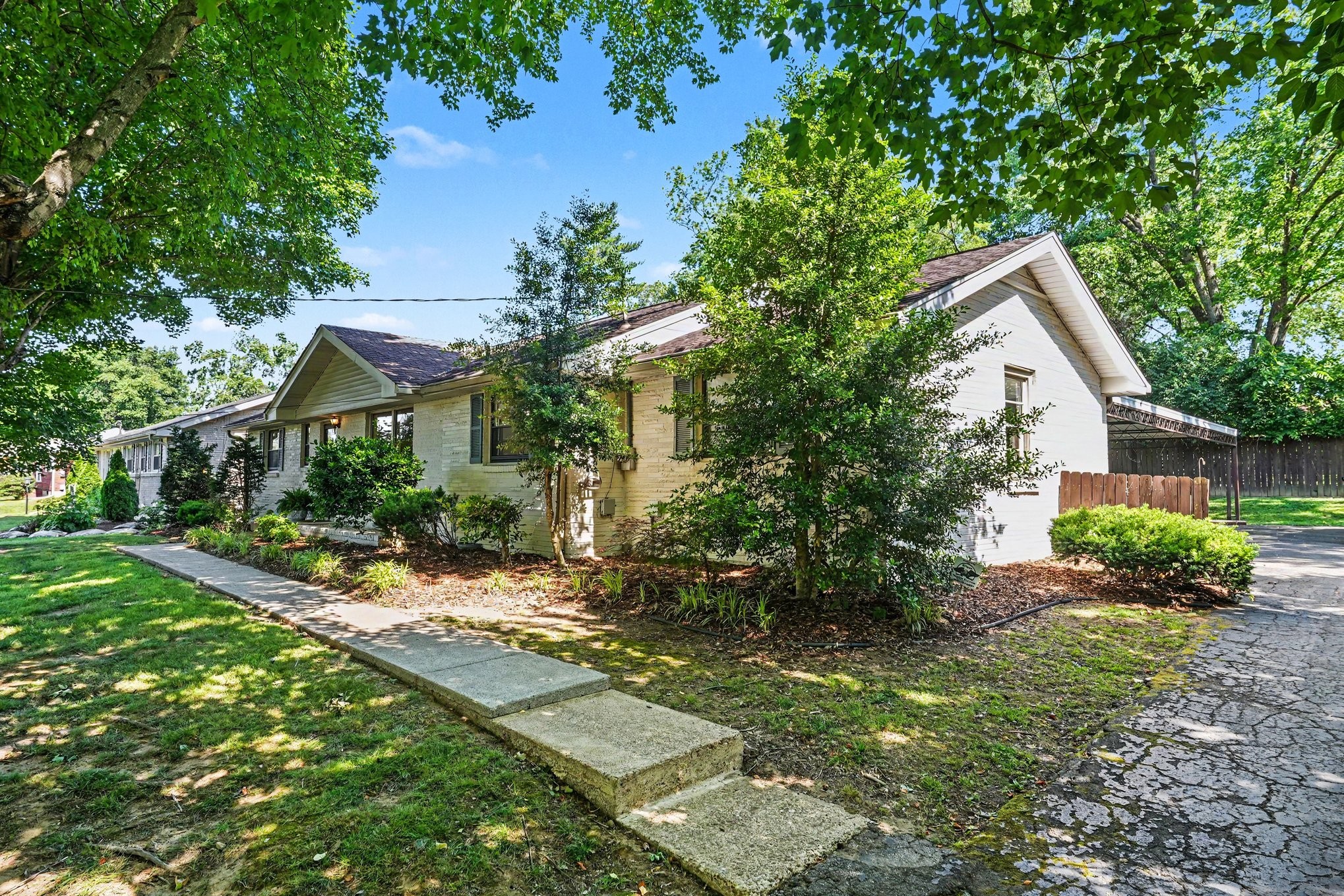 1908 Pinehurst Drive Nashville TN 37216