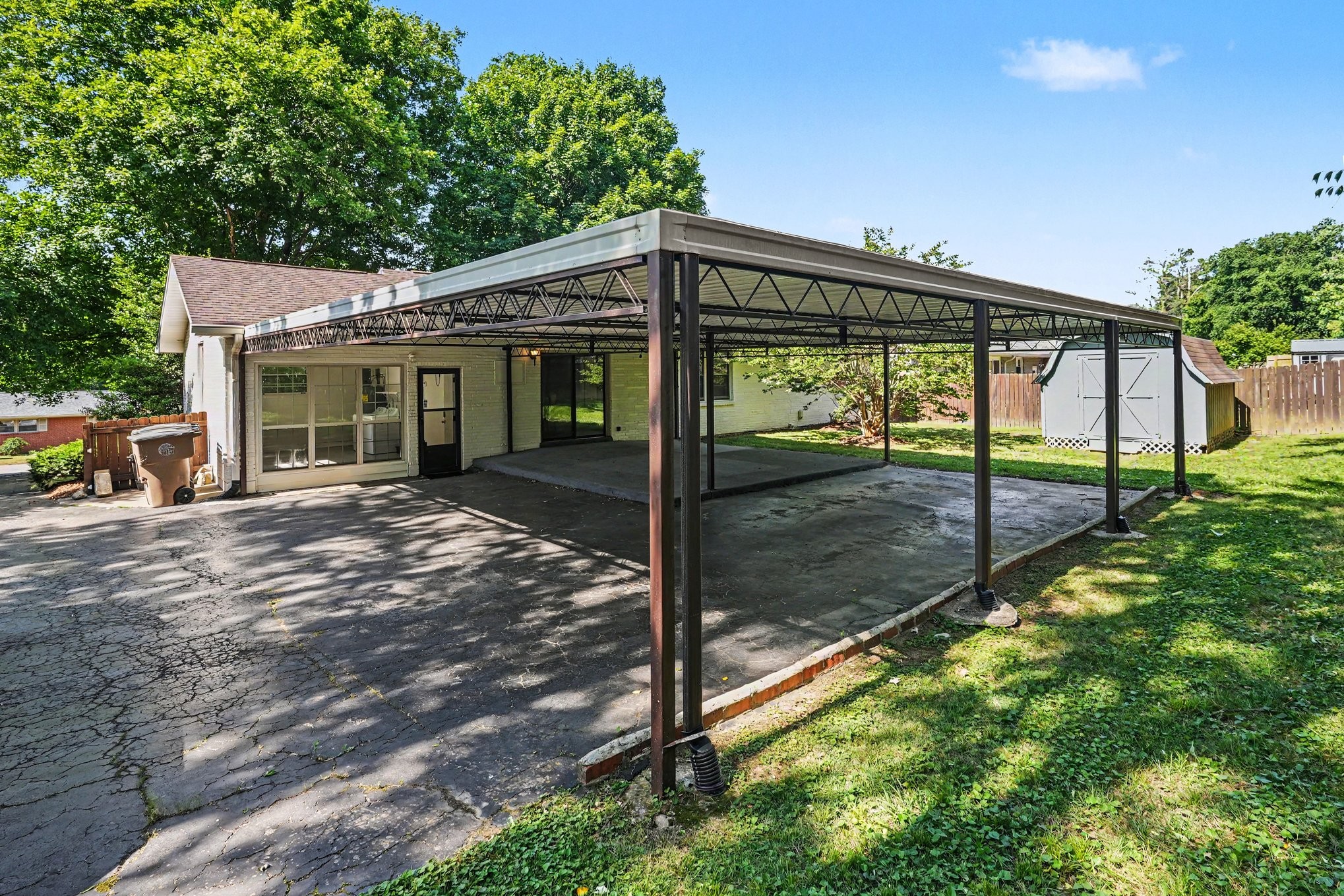 1908 Pinehurst Drive Nashville TN 37216