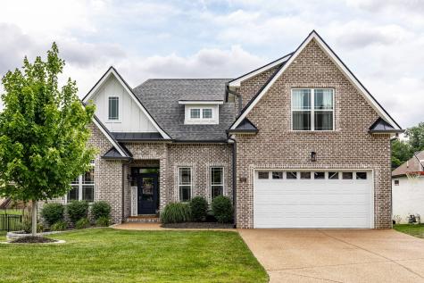 403 Hunter Bryce Lane Lebanon TN 37087