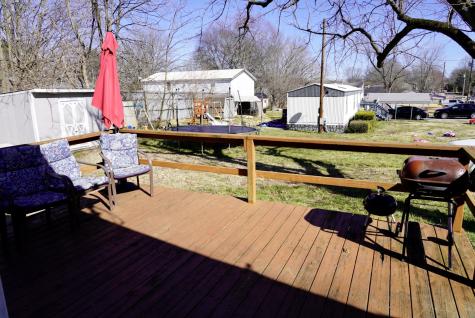 413 W Mcglothlin Street Portland TN 37148