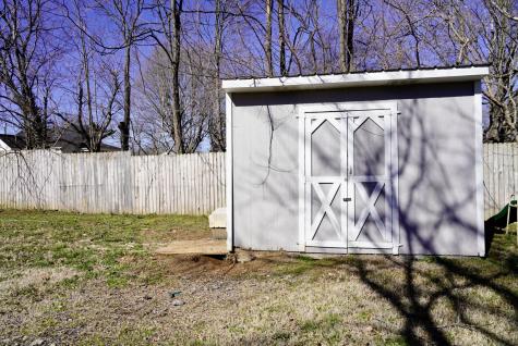 413 W Mcglothlin Street Portland TN 37148