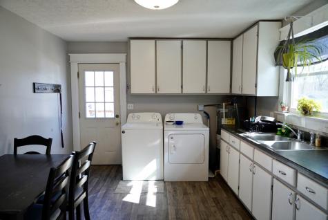 413 W Mcglothlin Street Portland TN 37148