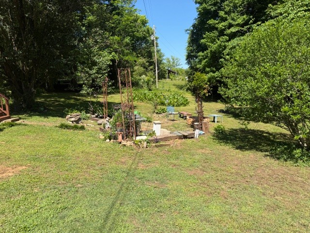 806 Case Road Prospect TN 38477