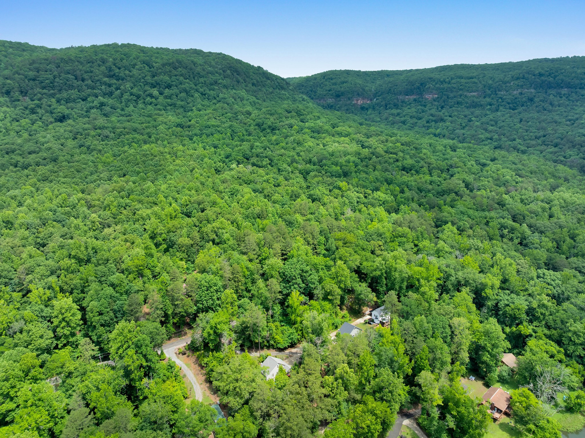 13442 Mullins Cove Road Whitwell TN 37397