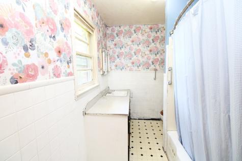 1155 S Main Street Lexington TN 38351