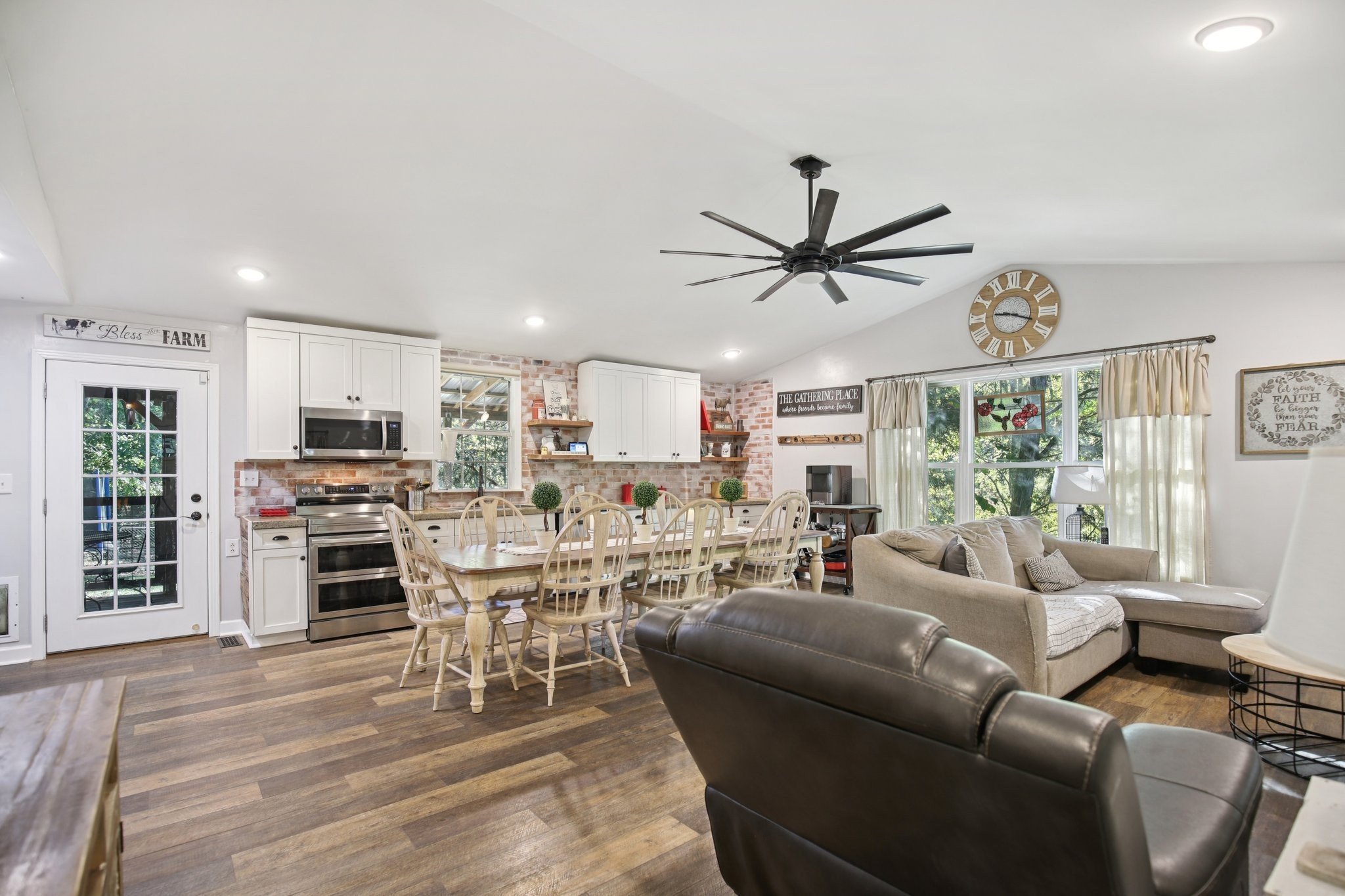 5304 Old Hickory Boulevard Nashville TN 37218