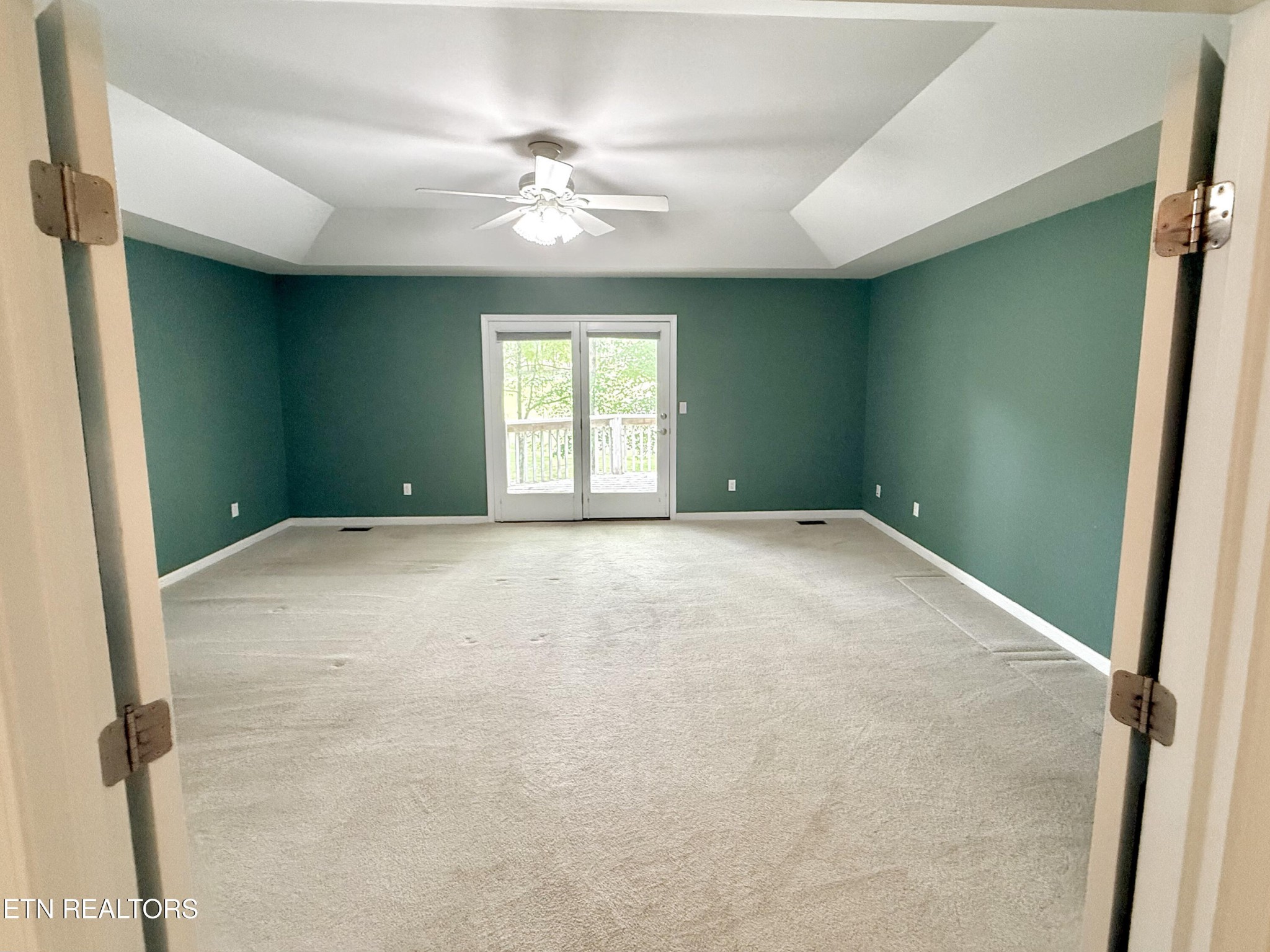 17 Kenwood Court Crossville TN 38558