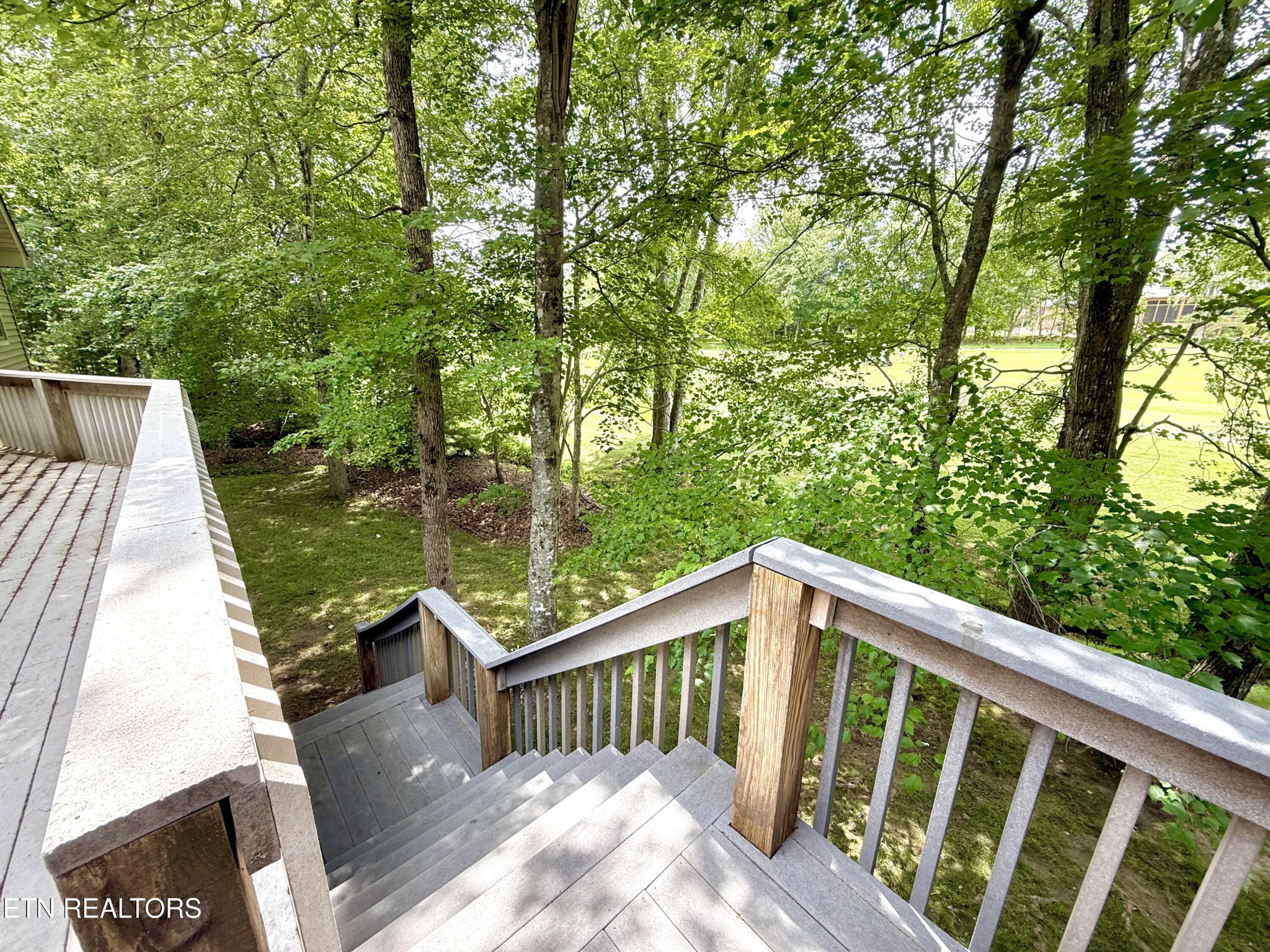 17 Kenwood Court Crossville TN 38558