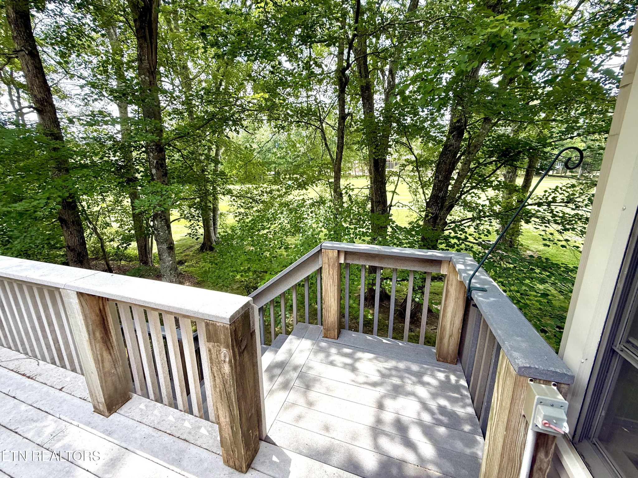 17 Kenwood Court Crossville TN 38558