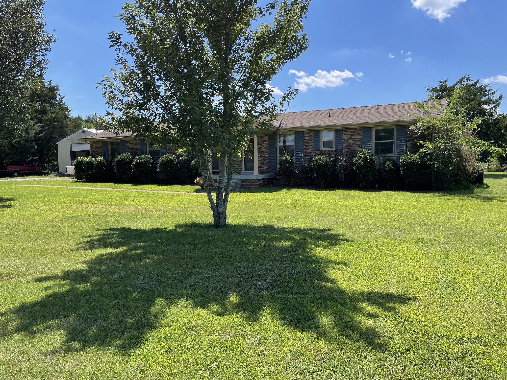 882 Kingdom Road Unionville TN 37180