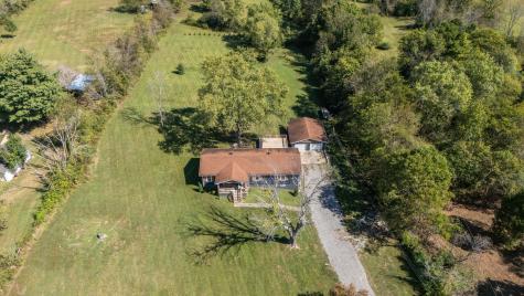 4427 Washington Road Greenbrier TN 37073
