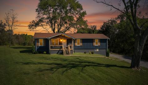 4427 Washington Road Greenbrier TN 37073