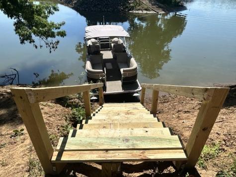 942 Lexi Lane Clifton TN 38425