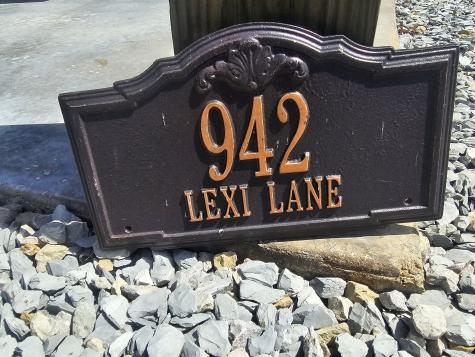 942 Lexi Lane Clifton TN 38425