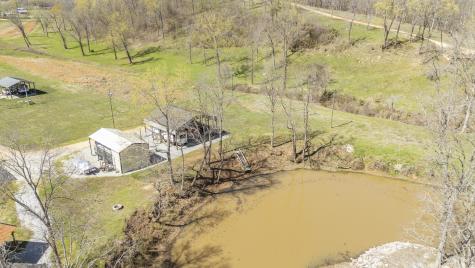 942 Lexi Lane Clifton TN 38425