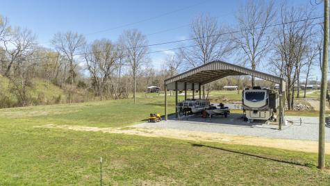 942 Lexi Lane Clifton TN 38425