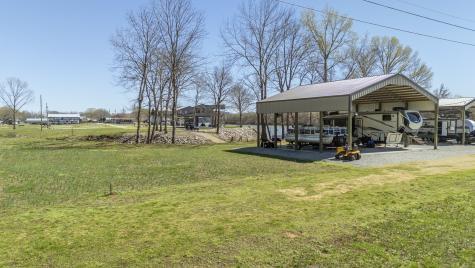 942 Lexi Lane Clifton TN 38425