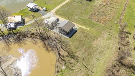 942 Lexi Lane Clifton TN 38425