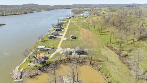 942 Lexi Lane Clifton TN 38425