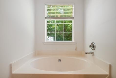 210 Apache Trail White House TN 37188