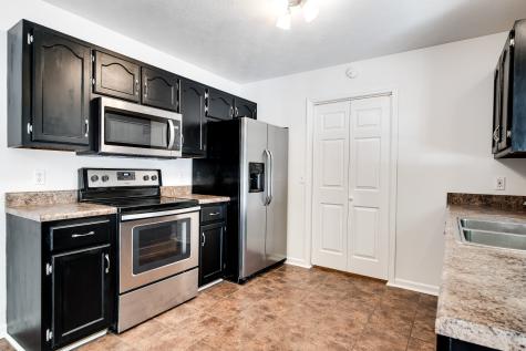 210 Apache Trail White House TN 37188