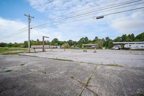 14127 Crossville Highway Sparta TN 38583