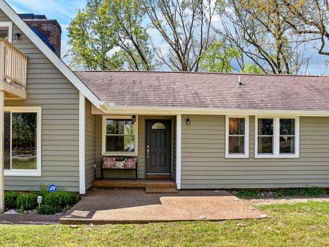 1040 Williams Drive White Bluff TN 37187