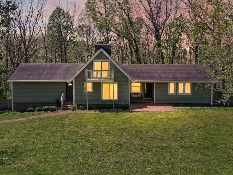 1040 Williams Drive White Bluff TN 37187