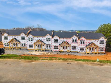 1479 William Holt Boulevard Sevierville TN 37862