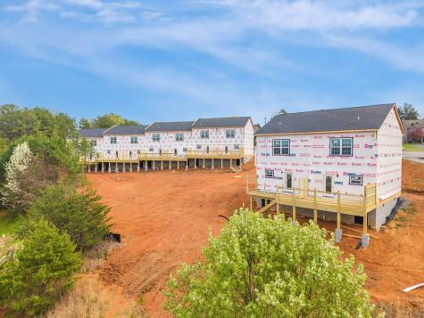 1479 William Holt Boulevard Sevierville TN 37862