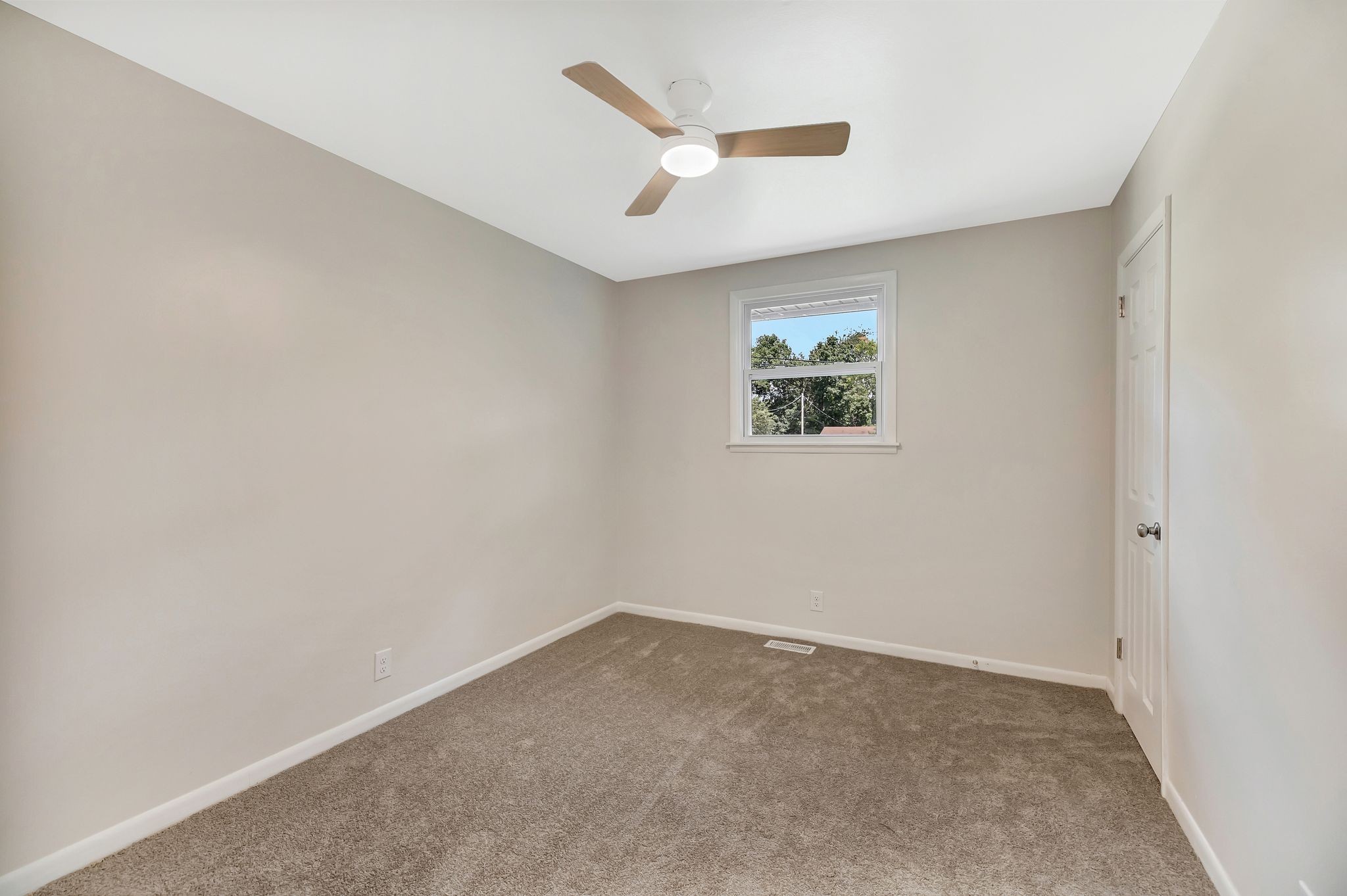 208 Lakeshore Drive Mcminnville TN 37110