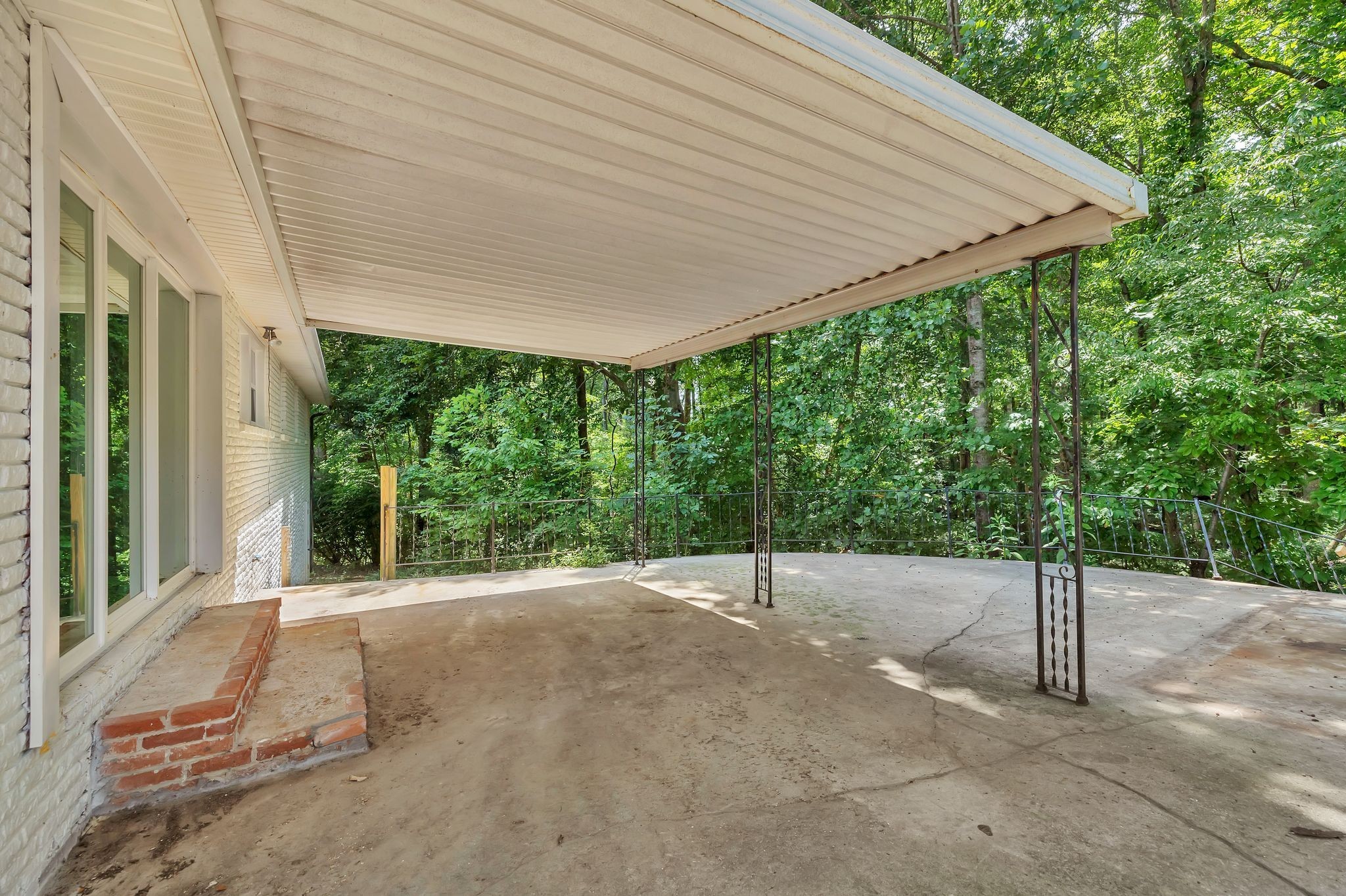 208 Lakeshore Drive Mcminnville TN 37110