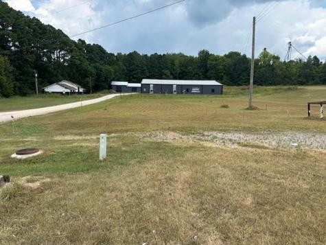 745 Mulberry Avenue Selmer TN 38375
