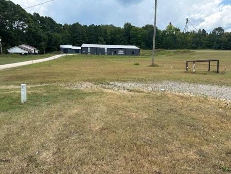 745 Mulberry Avenue Selmer TN 38375