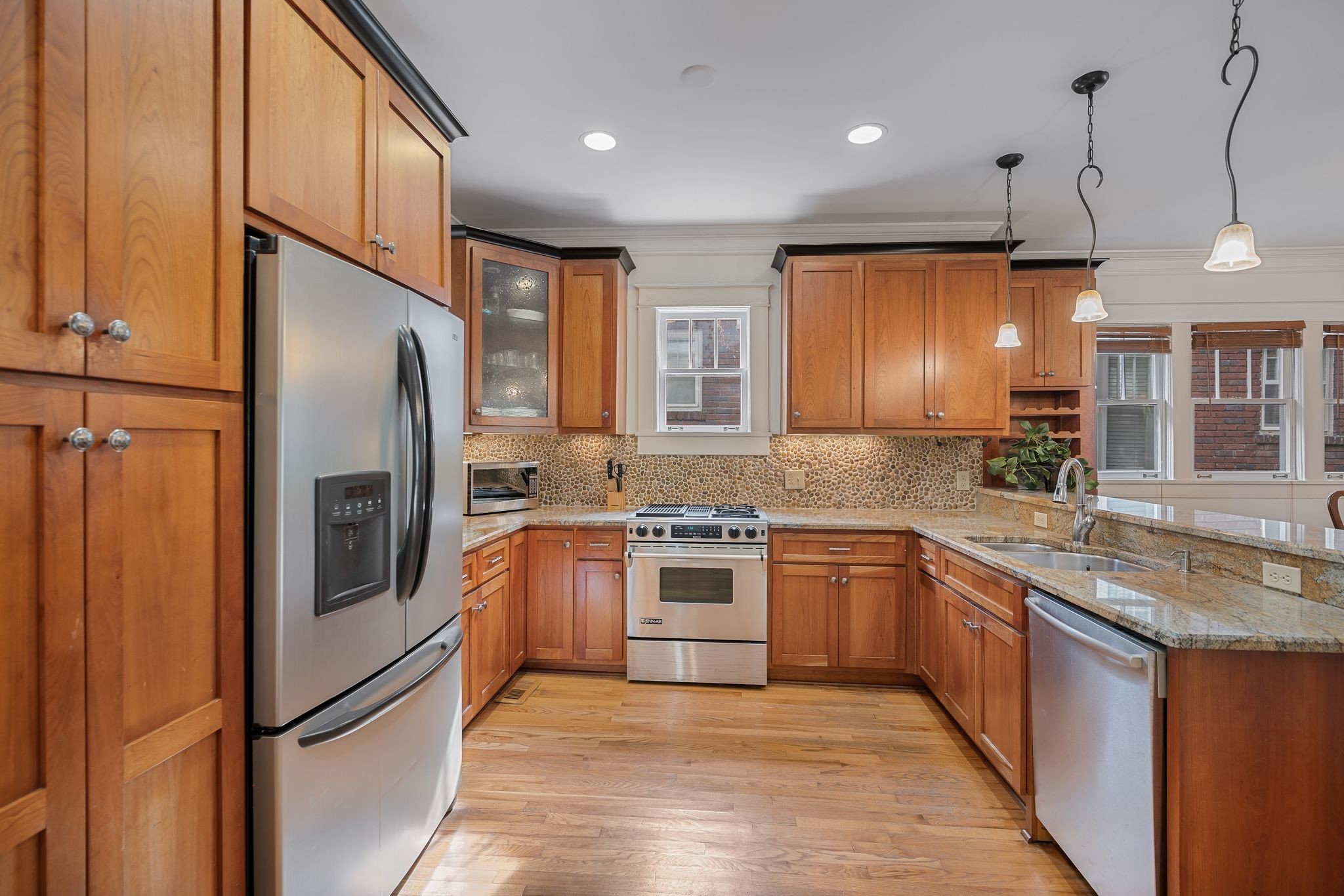 2402 Oakland Avenue Nashville TN 37212
