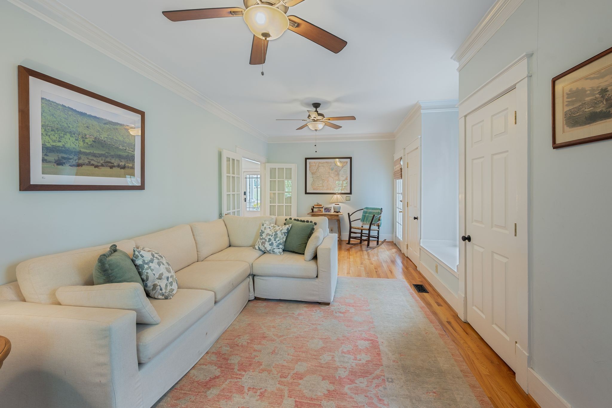 2402 Oakland Avenue Nashville TN 37212