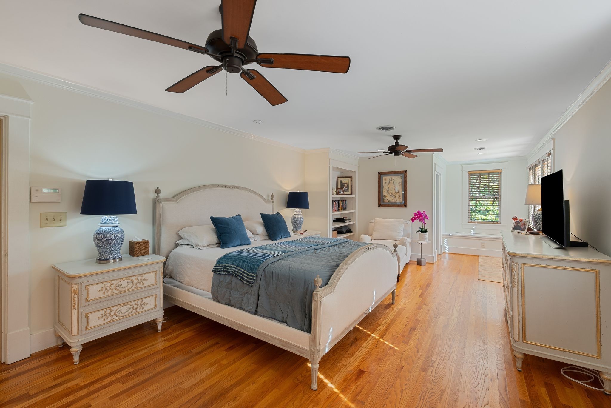 2402 Oakland Avenue Nashville TN 37212