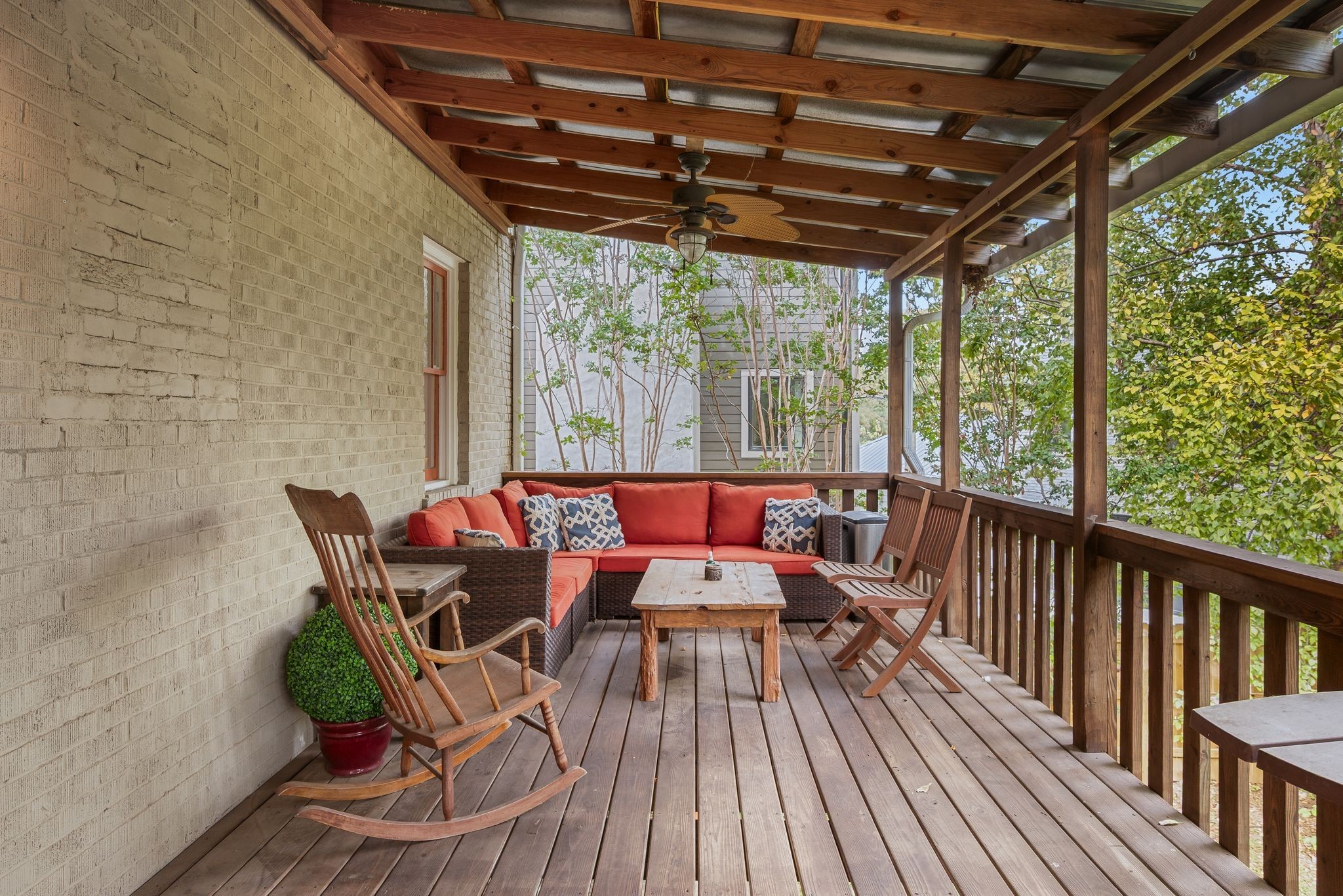 2402 Oakland Avenue Nashville TN 37212