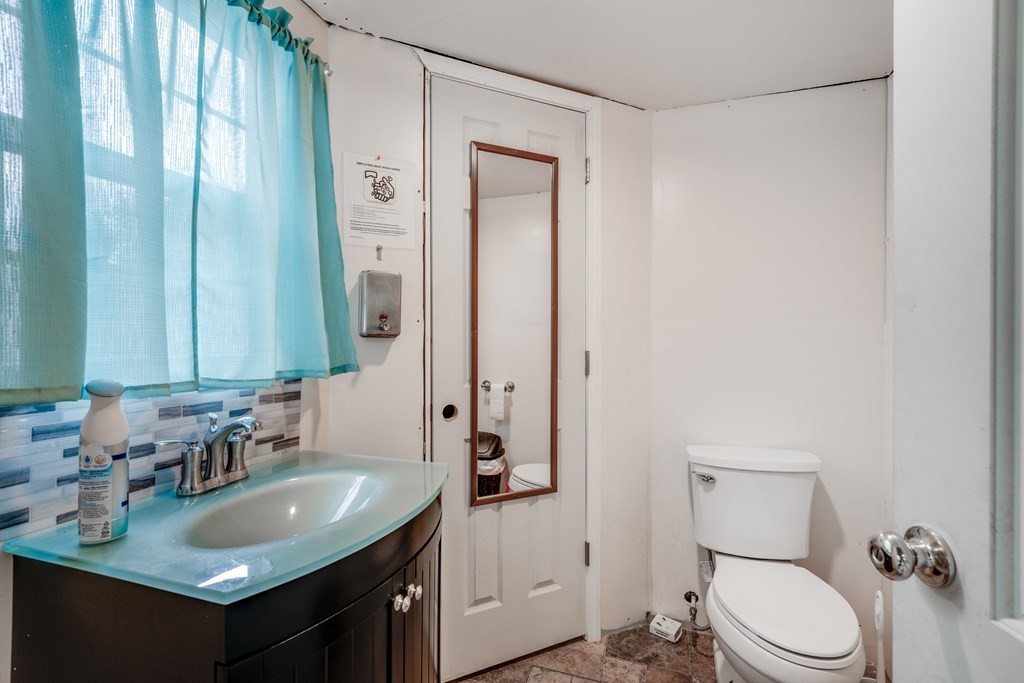 6826 Smithville Highway Silver Point TN 38582