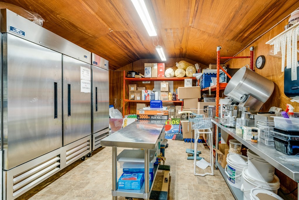 6826 Smithville Highway Silver Point TN 38582